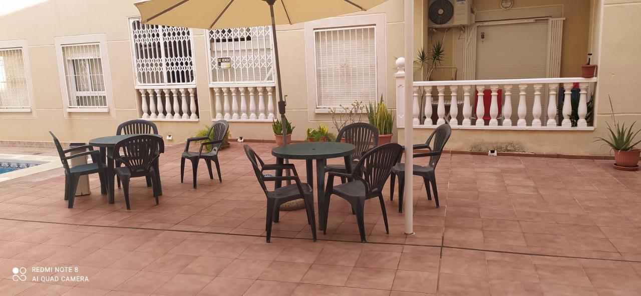 Estudio Wifi Bano 1 Sofa Cama Doble Piscina Playa 100Mts Torrevieja Eksteriør bilde