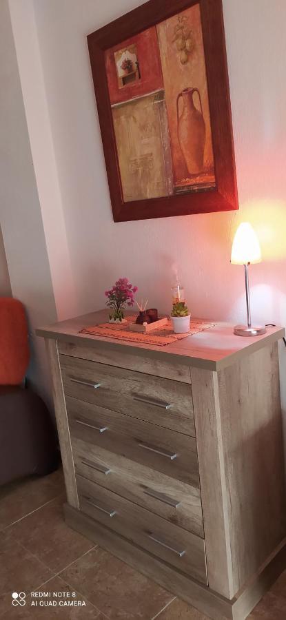 Estudio Wifi Bano 1 Sofa Cama Doble Piscina Playa 100Mts Torrevieja Eksteriør bilde
