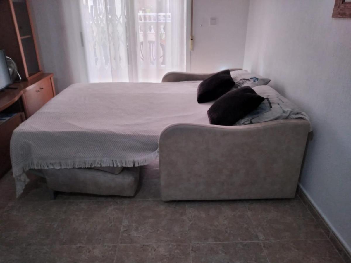 Estudio Wifi Bano 1 Sofa Cama Doble Piscina Playa 100Mts Torrevieja Eksteriør bilde