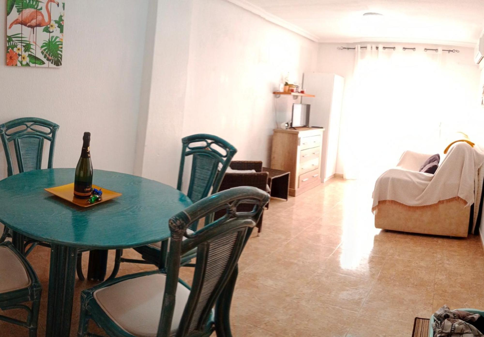 Estudio Wifi Bano 1 Sofa Cama Doble Piscina Playa 100Mts Torrevieja Eksteriør bilde