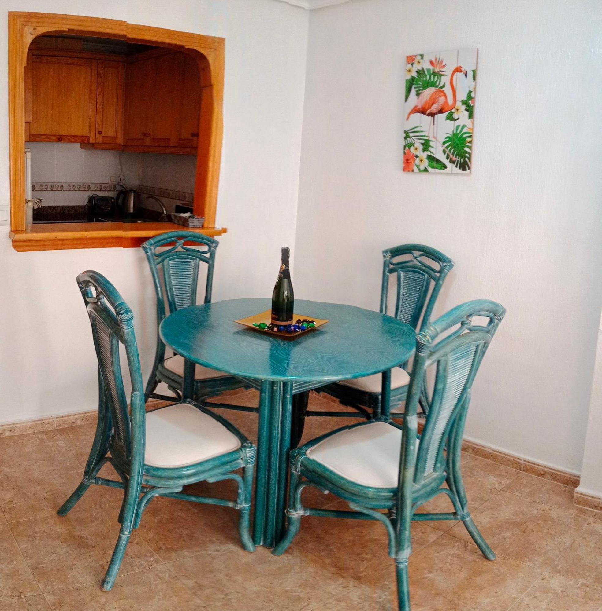Estudio Wifi Bano 1 Sofa Cama Doble Piscina Playa 100Mts Torrevieja Eksteriør bilde